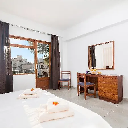 Santanyi Port Hostel